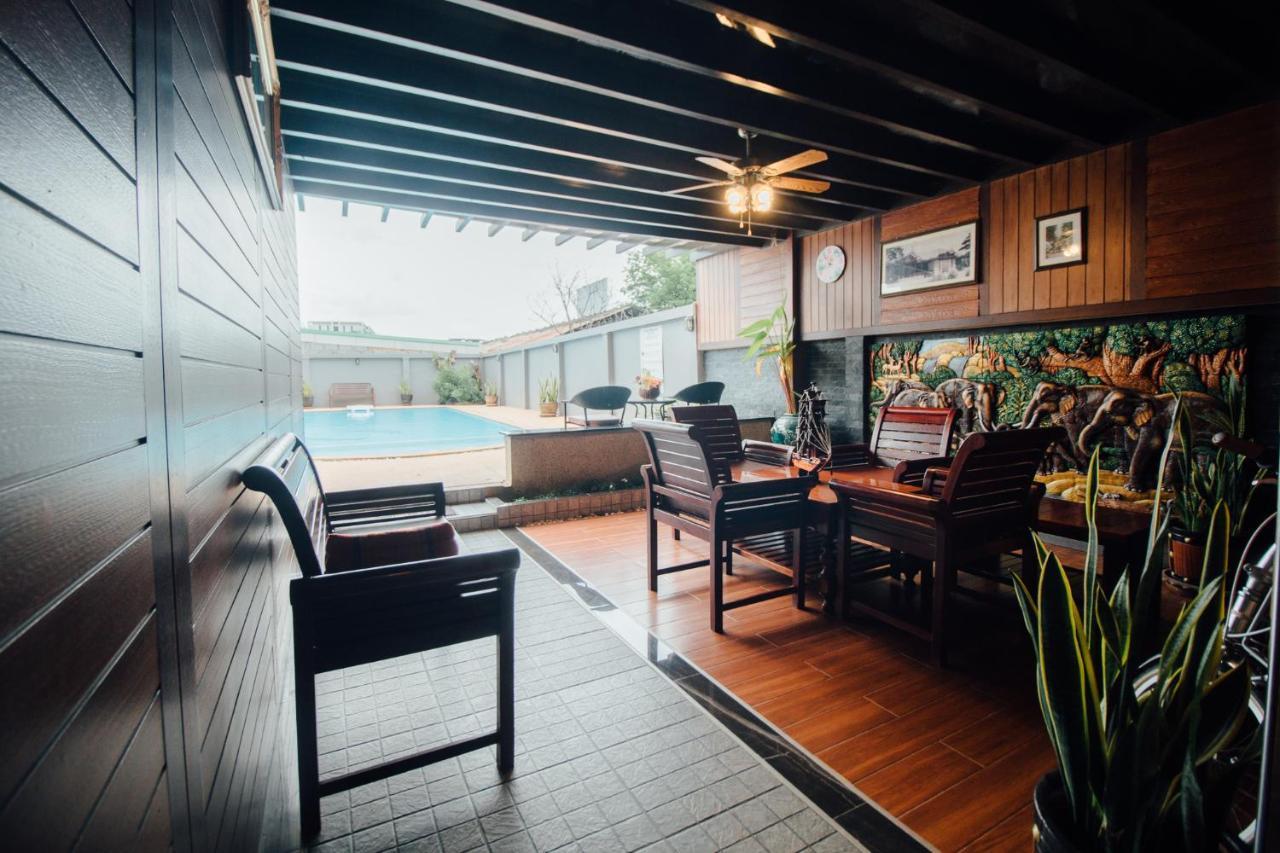 Iyara Hua Hin Lodge Eksteriør billede